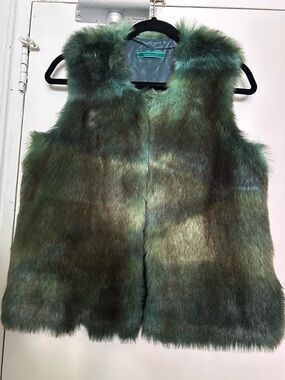 Rare 80s / 90s Vintage Steilmann green faux fur vest, size 8